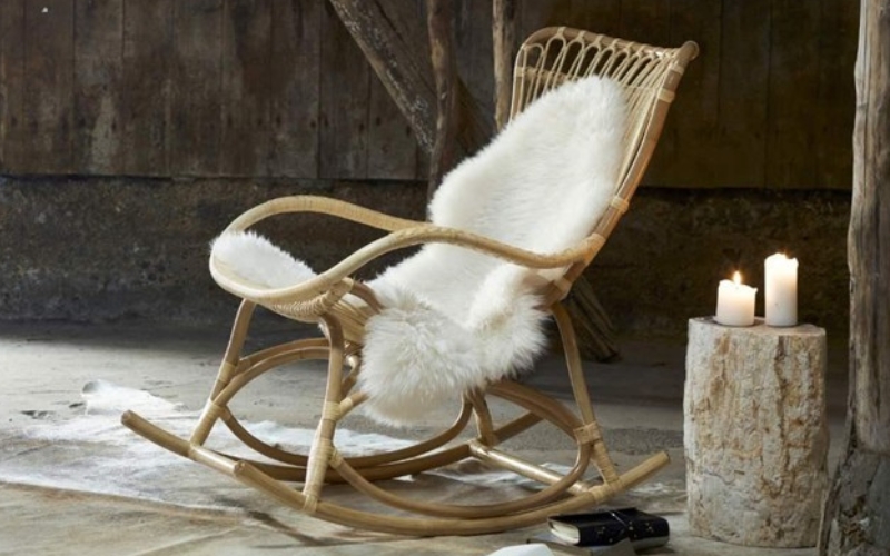 Parolan-rottinki Sika-Designin Monet-keinutuoli